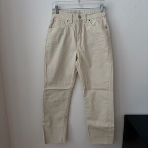 100% cotton Cream High-Waisted straight leg jeans